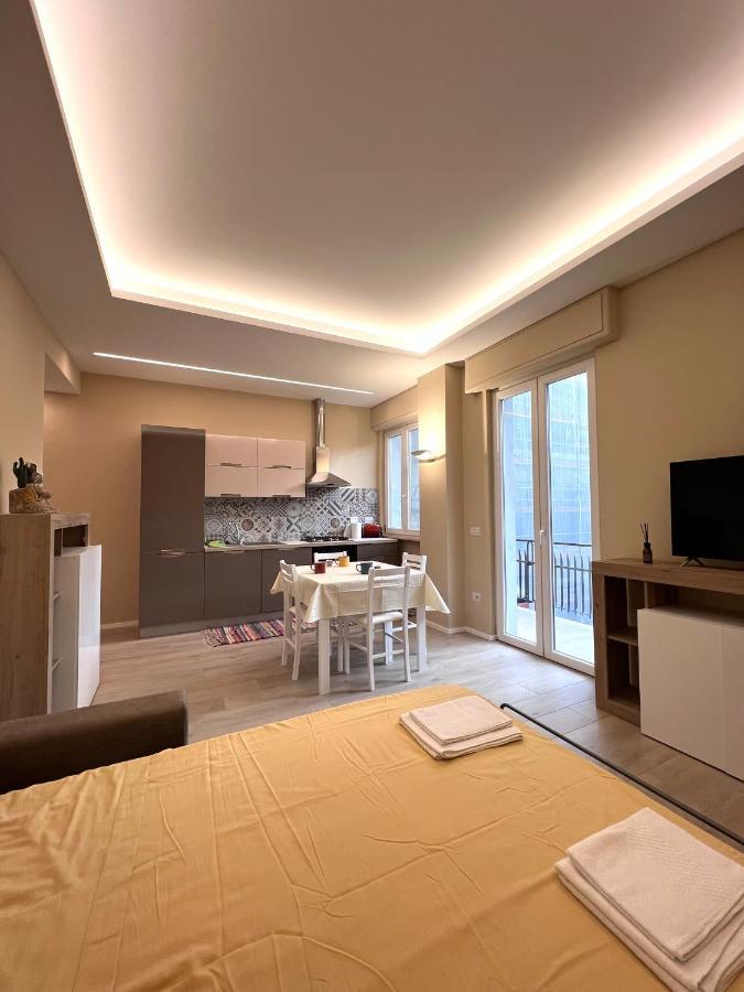 Casa Dante: Oneglia Centro-Marina-Spiagge Lejlighed Imperia Eksteriør billede